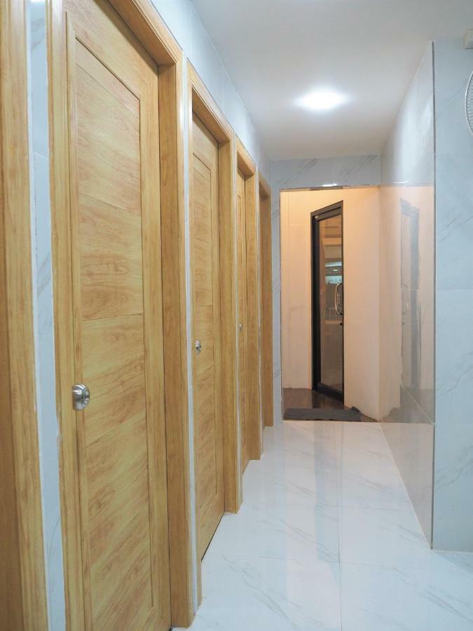 Terminal Hostel Lampang Exteriör bild
